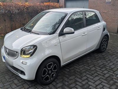 Gebraucht Smart ForFour Prime 90 PS (66 kW) 2017 Weiß Kleinwagen