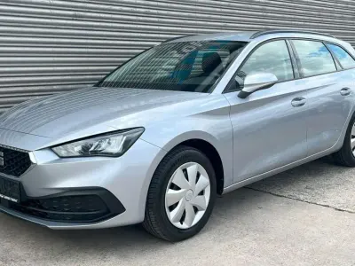 Używany Seat Leon ST Reference 116 KM (85 kW) 2022 Srebrny Kombi