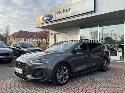 Grau Gebraucht 2024 Ford Focus ST-Line X Kombi | 23.950 € (Guter Preis)