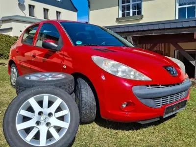 Usata Peugeot 206 75 CV (55 kW) 2009 Rosso Berlina