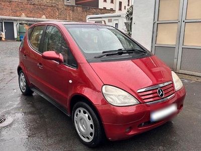 Gebraucht Mercedes A160 102 PS (75 kW) 1998 Rot Kleinwagen