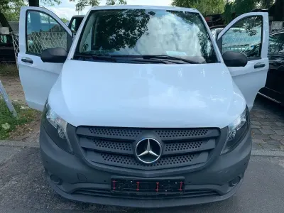 Gebraucht Mercedes Vito 114 PS (83 kW) 2019 Weiß Van