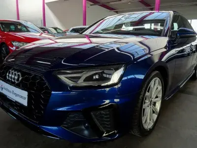 Second-hand Audi A4 S-Line 204 CP (150 kW) 2022 Albastru Berlinǎ
