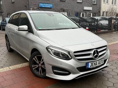 Gebraucht Mercedes B220 177 PS (130 kW) 2016 Silber Van / Kleinbus