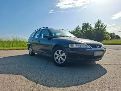 Gebraucht Opel Vectra 100 PS (73 kW) 2002 Schwarz Kombi