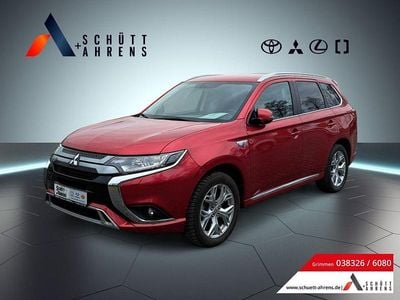 Gebraucht Mitsubishi Outlander P-HEV Basis 135 PS (99 kW) 2019 Rot SUV