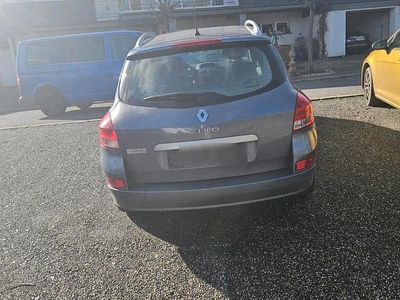 Gebraucht Renault Clio GrandTour 100 PS (73 kW) 2009 Kombi