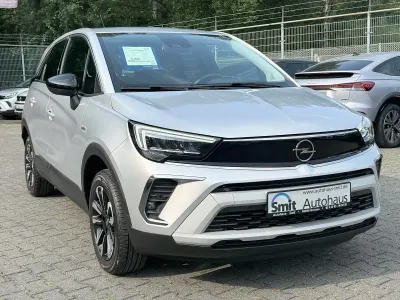 Gebraucht Opel Crossland Elegance 110 PS (80 kW) 2024 Lackierung aluminiumgrau/metallic klarlack SUV