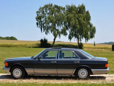 Gebraucht Mercedes 300 SE 179 PS (131 kW) 1988 Schwarz Limousine