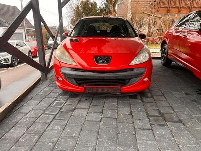 Rot Gebraucht 2010 Peugeot 206+ Kleinwagen | 500 € (Superpreis)