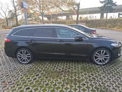 Schwarz Gebraucht 2015 Ford Mondeo Kombi | 10.000 € (Fairer Preis)