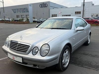 Usata Mercedes CLK320 218 CV (160 kW) 1998 Argento Coupé