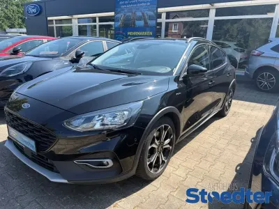 Gebraucht Ford Focus Active 150 PS (110 kW) 2021 Schwarz Limousine