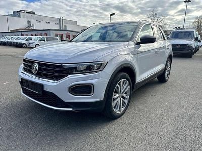 Gebraucht VW T-Roc IQ Drive 150 PS (110 kW) 2019 White silver (metallic) SUV
