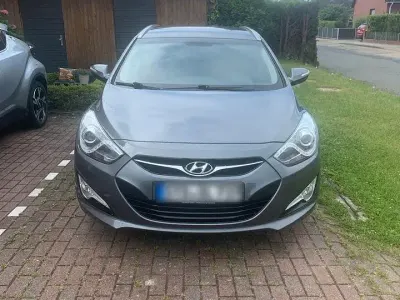 Gebraucht Hyundai i40 136 PS (100 kW) 2014 Andere farben Kombi