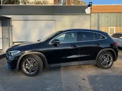 Brugt Mercedes GLA200 AMG line 150 HK (110 kW) 2022 Sort SUV