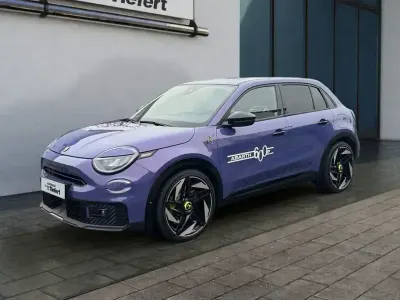 Gebraucht Fiat 600E Abarth 114 kW (156 PS) 2025 Violett