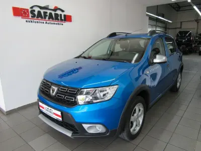 Gebraucht Dacia Sandero Prestige 90 PS (66 kW) 2017 Blau SUV