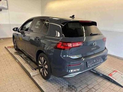 Usata VW Golf VIII Move 150 CV (110 kW) 2024 Grigio Berlina