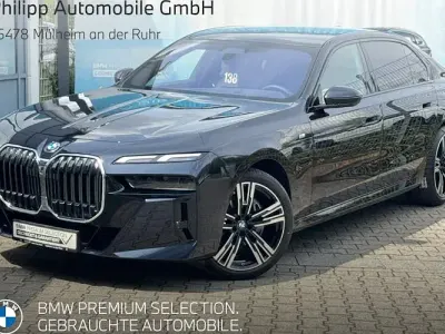 Gebraucht BMW 740 M Sport 299 PS (219 kW) 2025 Schwarz Limousine