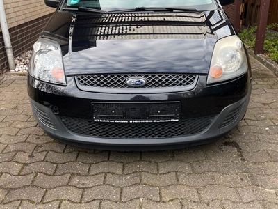 gebraucht Ford Fiesta 1.3, TÜV 10/25