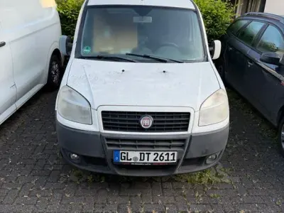 Gebraucht Fiat Doblò 90 PS (66 kW) 2009 Weiß Van / Kleinbus