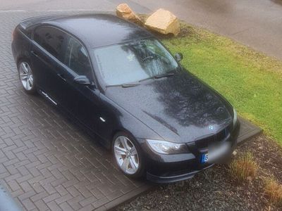 gebraucht BMW 320 i -