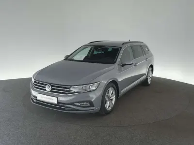 Gebraucht VW Passat Business 200 PS (147 kW) 2023 Grau Kombi
