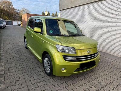 Grün Gebraucht 2008 Daihatsu Materia Van / Kleinbus | 2.000 € (Fairer Preis)