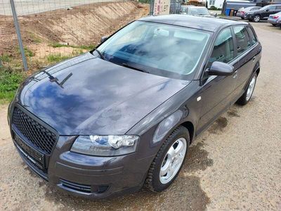 gebraucht Audi A3 1.6 FSI Attraction