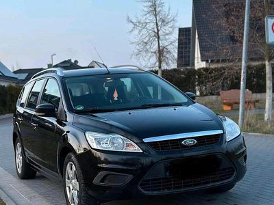 Gebraucht Ford Focus 110 PS (80 kW) 2010 Schwarz Kombi