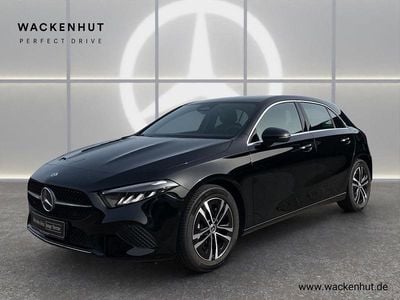 Gebraucht Mercedes A200 Advanced 163 PS (119 kW) 2024 Schwarz Limousine