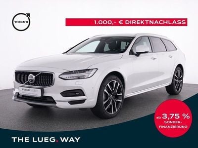 Gebraucht Volvo V90 CC Plus 197 PS (144 kW) 2023 Crystal white / metallic Kombi
