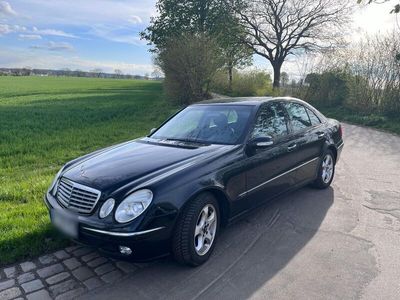 Mercedes E320