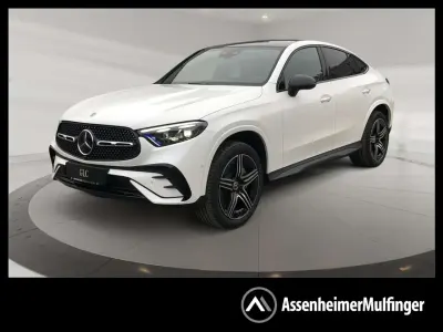 Używany Mercedes GLC300e AMG 197 KM (144 kW) 2024 Biały Coupe