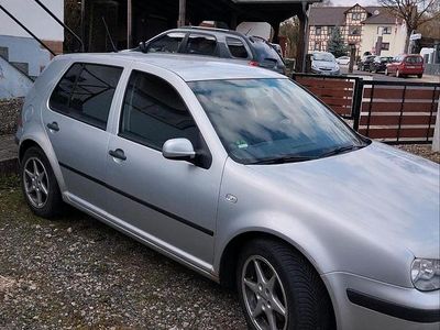 Gebraucht VW Golf IV 2001 Silber Limousine