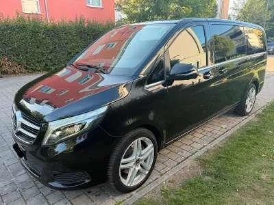 Gebraucht Mercedes V250 Avantgarde 190 PS (139 kW) 2018 Schwarz Van / Kleinbus