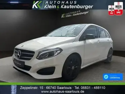 Gebraucht Mercedes B180 Style 122 PS (89 kW) 2018 Weiß Van / Kleinbus