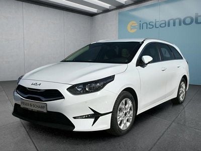 Neu Kia Ceed Sportswagon 101 PS (74 kW) 2025 Weiß Kombi