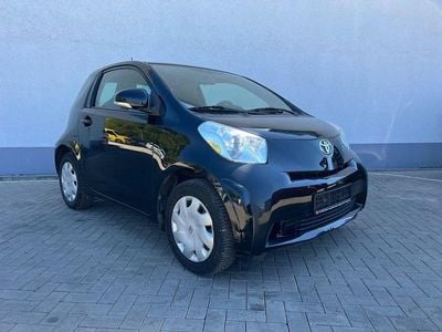 Toyota iQ