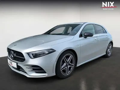 Gebraucht Mercedes A200 Edition 163 PS (119 kW) 2022 Iridiumsilber Limousine