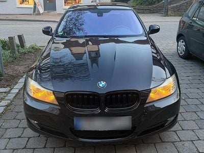 Second-hand BMW 318 142 CP (104 kW) 2009 Negru Berlinǎ