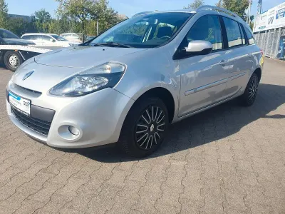 Gebraucht Renault Clio GrandTour Dynamique 79 PS (58 kW) 2010 Silber Kombi