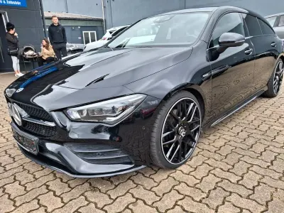 Gebraucht Mercedes CLA200 163 PS (119 kW) 2021 Schwarz Limousine