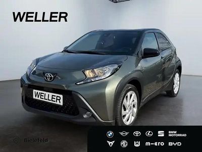Second-hand Toyota Aygo 72 CP (52 kW) 2022 Verde Hatchback