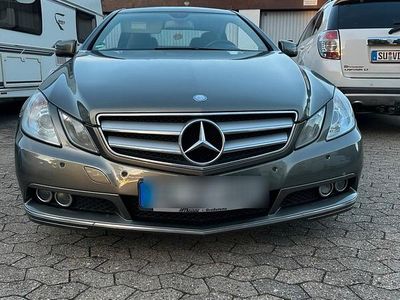 Mercedes E200