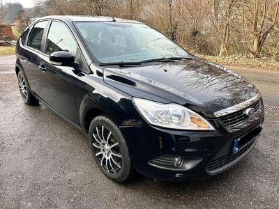 Schwarz Gebraucht 2010 Ford Focus Limousine | 1.500 € (Guter Preis)