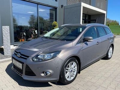 Usata Ford Focus Titanium 125 CV (91 kW) 2014 Marrone Berlina