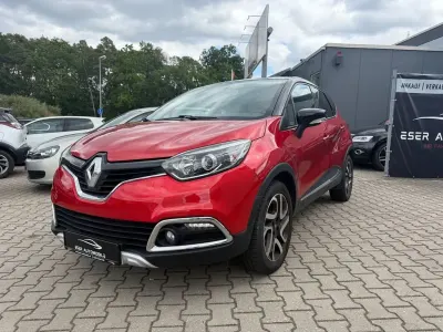 Gebraucht Renault Captur XMOD 90 PS (66 kW) 2015 Rot SUV