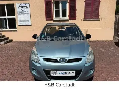 Gebraucht Hyundai i20 Classic 78 PS (57 kW) 2010 Blau Kleinwagen